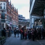 크리스마스 런던 6박 7일 자유여행 : 가장 오래된 재래식 시장, 버로우 마켓 / 빠에야 / Fish! Kitchen 피쉬 앤 칩스 / 몬머스 커피 / 브레드 어헤드 도넛