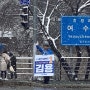 [민주당 경선 D-8] 전화 받고 김용 꾸욱! : 눈발 날리는 일요일 아침에도 열심히 뛰는 김용 예비 후보