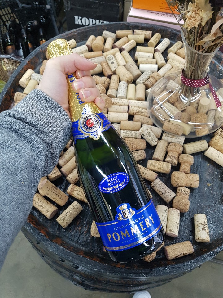 뽀므리 브뤼 로얄 [Pommery Brut Royal] : 네이버 블로그