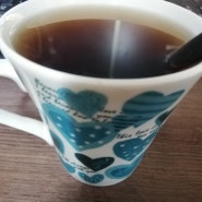 커피보다 홍차 한잔으로 기분전환~
