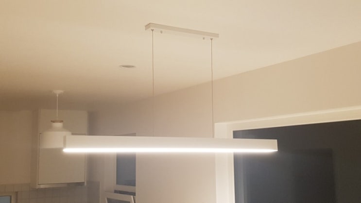 LED 모던 슬림 바 인테리어 펜던트 조명, 기생충 박사장네 식탁등 느낌 : 네이버 블로그