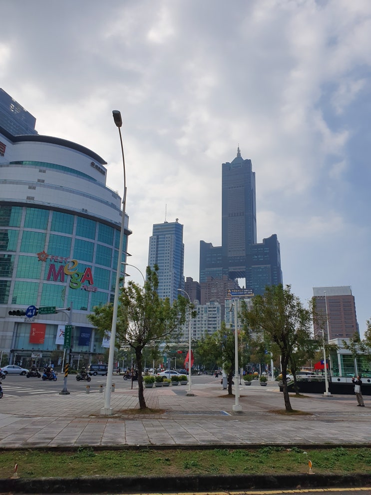 대만 가오슝 85빌딩, 가오슝 천주교회│가오슝 시내를 걸으며 도심....