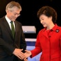 대통령 박근혜 vs 문재인, 누가 세습 정치인인가?