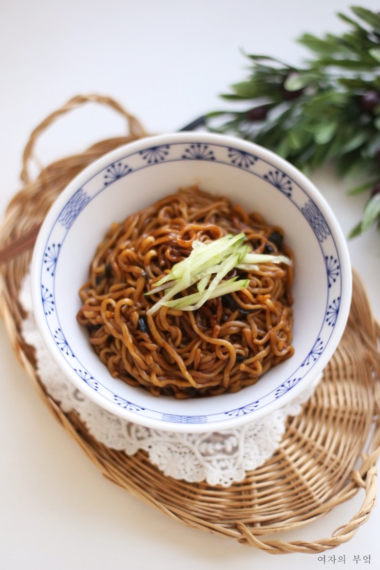 짜파구리 조리법 맛있게 끓이는법 3인분 : 네이버 블로그