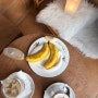 [신촌] 댓커피 / 귀여운 바나나빵이 있는 따뜻한 신촌 카페