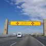 미국 자동차 여행 '화이트 샌드' 뉴멕시코 WHITE SANDS 군사시설이 많은 곳이라 그런지 국경수비대도 있는 화이트 샌즈 가는 길 로드트립