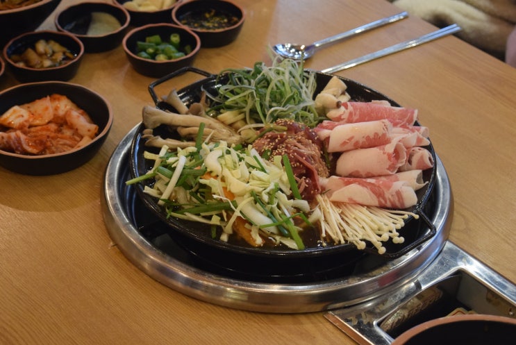 색다른 이차돌 점심 : 네이버 블로그