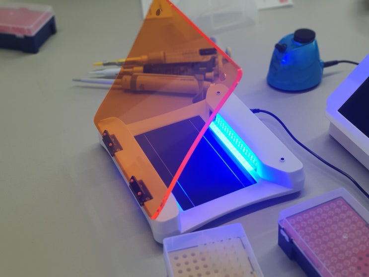 [Blue Light Mini Transilluminator] 모델 : BC-108 / UV Transilluminator 대체 ...