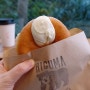 오모테산도: 크림 한 덩이가 귀여운 불곰도넛 <히구마도넛 x 커피라이츠>