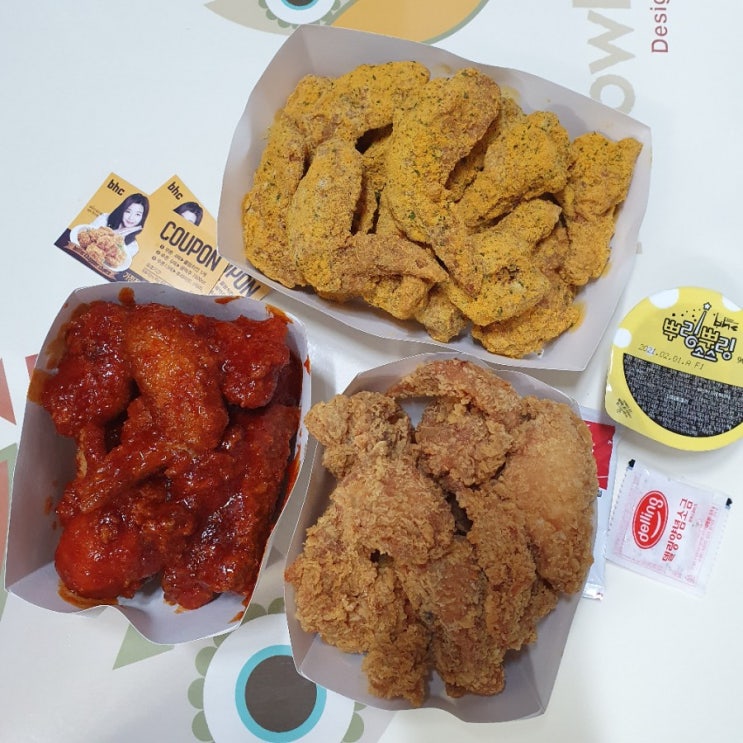 [bhc 치킨메뉴 추천] bhc 뿌링클 콤보 후라이드 반 양념 반 치킨폭식 : 네이버 블로그