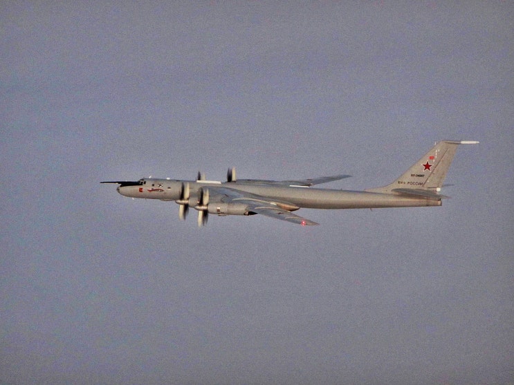 영국 인근에서 요격당한 러시아 Tupolev Tu-142 Bear F : 네이버 블로그