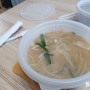 부산 서구 중구 부민동 배달음식 종일식당 무난한 돼지 곰국