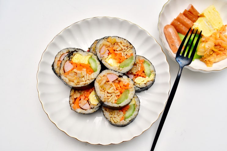 김밥 만들기 집 재료 김치 이용해 마는법 : 네이버 블로그