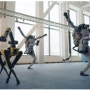 로봇가족의 ‘신년맞이 댄스’ 현대차 계열 보스턴다이내믹스