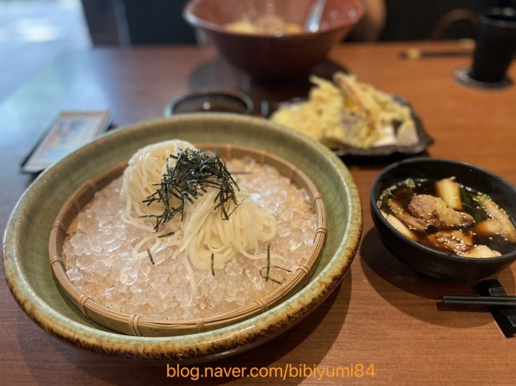호치민 우동 맛집 마카롱이 맛있는 _호치민 7군 데이트 : 네이버 블로그