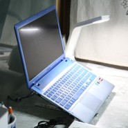 태블릿 거치대 노트북, 책 다용도 활용