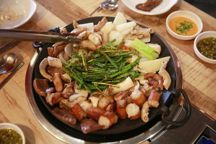 [안산 중앙동 맛집] 곱창부터 전골, 초계국수까지! '황제곱창' 곱창맛집 추천 : 네이버 블로그
