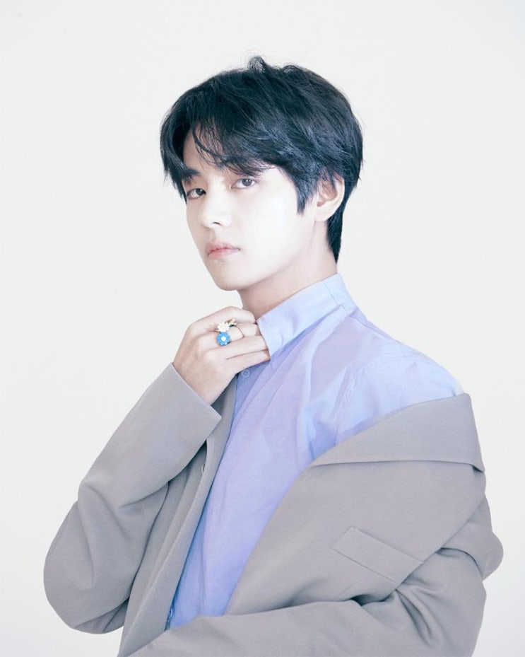 방탄소년단 뷔, 루이 비통 신상 팔찌-팬츠 품절 대란 '뷔다스' 효과..루이 비통 앰배서더 대활약 '기대UP' : 네이버 블로그