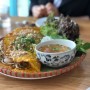 보정동 카페거리에서 만난 베트남요리 맛집 안안 반세오가 예술