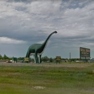 영화 ‘노매드랜드(Nomadland)'의 80피트 공룡