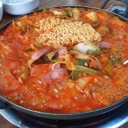 합정 서교동 찐맛집: 의정부부대찌개 깊은 햄과 마늘 맛!