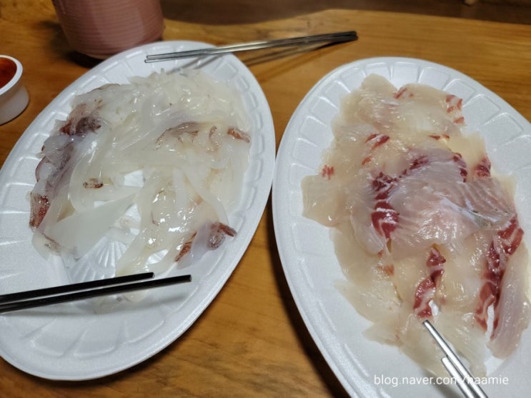 이마트 제주점 & 제주동문시장 - 수산시장계의 '연돈', 남해수산에서 한시간반 웨이팅하고 회 떠오기 (+재방문) (+재재방문 ...