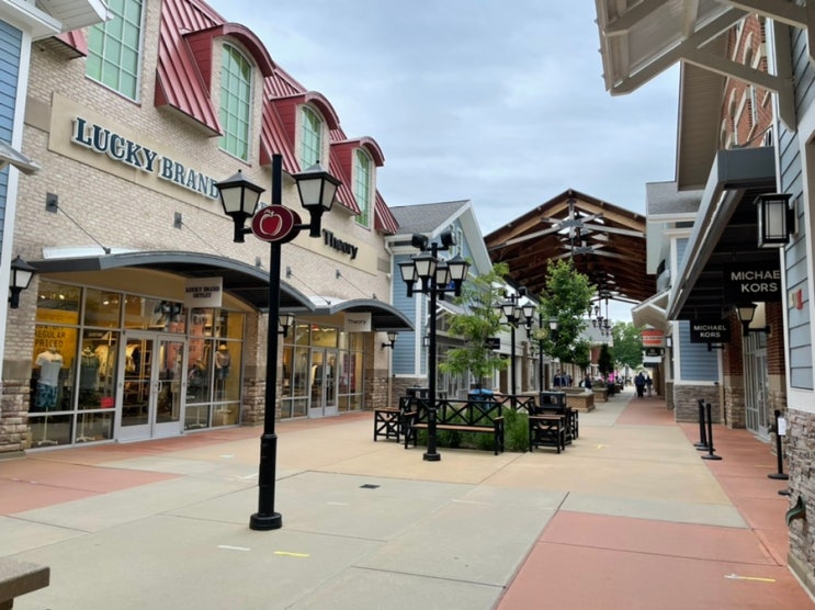 미국 뉴햄프셔주 여행, 프리미엄 아울렛 쇼핑몰 (Merrimack Premium Outlets) : 네이버 블로그