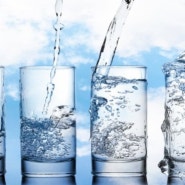 일상생활에 근접해 있는 물!! 물은 도대체 왜 마셔야 할까요? 과연 몸에 어떤 영향이 있을까요?