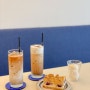 밤리단길 카페 일산 플릭 : 사진 맛집, 커피 맛집의 플릭을 즐겨보아요!