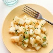 감자 1개로 간단하게 만드는 버터 감자 요리