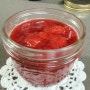 [자취생 간단요리] 봄날이 가기 전에 '딸기 퓨레'/ 딸기에이드/ 프렌치토스트 위의 딸기시럽/ 분홍분홍 예뻐서 눈으로 먹어요