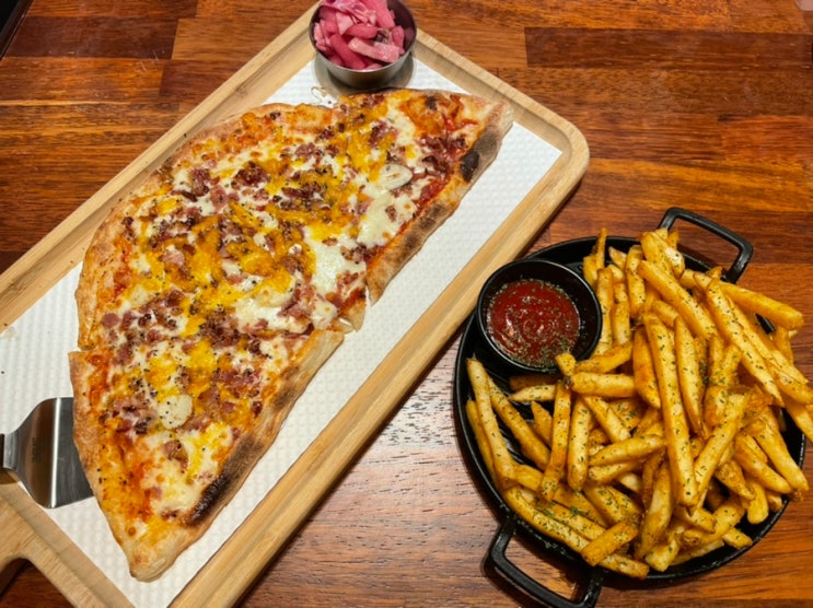 남양주 현대아울렛 식당 피자오