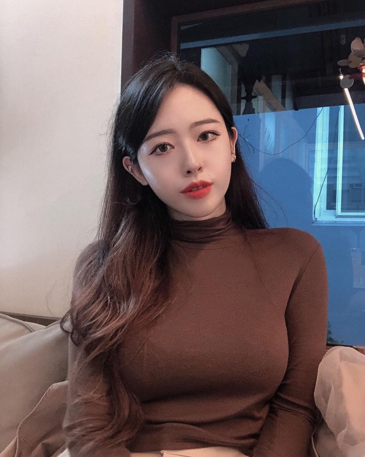 선희은 seon_h_e 인스타 97년생 일반인모델 20대여자 협찬녀 카페룩 일상코디 ootd뜻 나이 키 대문자S라인 몸매, 다