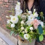 한남동 꽃집 - 브루니아플라워 -사운즈한남 꽃집 -예쁜 꽃다발