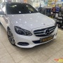 [인천 모토액션] 메르세데스 벤츠 2014 E-Class W212 E300 4MATIC 아방가르드 도어,데쉬보드 엠비언트 작업 입니다.인천 벤츠 E클래스 엠비언트 무드등 도어 엠비언트 데쉬보드 엠비언트 작업 인천 엠비언트 인천 벤츠 E300 엠비언트 무드등 인천 LED 무드등 시공 인천 벤츠 E클래스 면발광 엠비언트