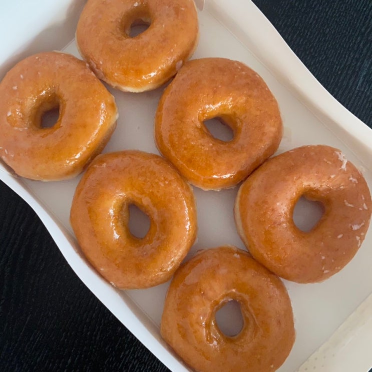 크리스피 도넛 칼로리 한 개만 먹어도 장난 아니네요 : 네이버 블로그
