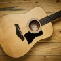 Taylor 150e(ES2, Walnut/Sitka)