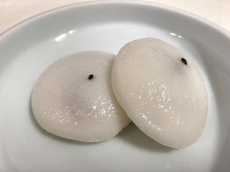[수락산] 미단 잔기지떡 : 막걸리로 만든 쫀득한 발효떡, 쌀떡 그리고 쑥떡 : 네이버 블로그