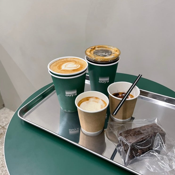 [장안동 카페]OUYA 오우야 에스프레소바 2호점 동대문 장안점 :: 이탈리아식 커피바☕️ 에스프레소 입문용 메뉴 콘파냐 꼭 ...