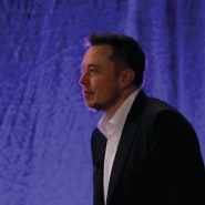 Elon Musk offers $100 million prize for carbon capture