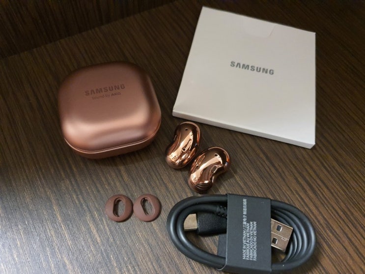[SAMSUNG Galaxy Buds Live] 삼성 갤럭시 버즈 라이브 블루투스 이어폰(SM-R180) 사용 후기 : 네이버 블로그