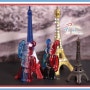 Plaza Paris Bearbrick{Paris, Je t'aime) & Eiffel Tower Bearbrick