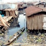 멀리서보면 아프리카의 베니스,가까이서보면 오염속에 노출된 거대한 호수위 판자촌 [나이지리아,라고스]