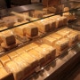타쿠미야 고급생식빵 + 현대백화점 식빵