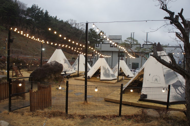 경산 고기 맛집 산으로간캠프 감성글램핑 대구근교나들이