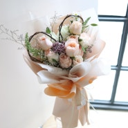 [가로수길꽃집]IMBLOOM - 임블룸 인기꽃다발, 설렘 가득한 고백용 로즈 하트꽃다발