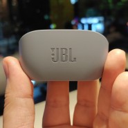 JBL WAVE 100 TWS 블루투스 무선 이어폰 가성비 좋은 저렴한 가격과 묵직한 저음이 매력적이네요