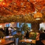 싱가포르 맛집 :: 가을을 맛볼 수 있는 카페 겸 맥주집 'Cafe Kreams 카페 크림스'
