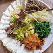 부드럽고 고소한 두부 뿐만 아니라 반찬까지 맛있답니다.