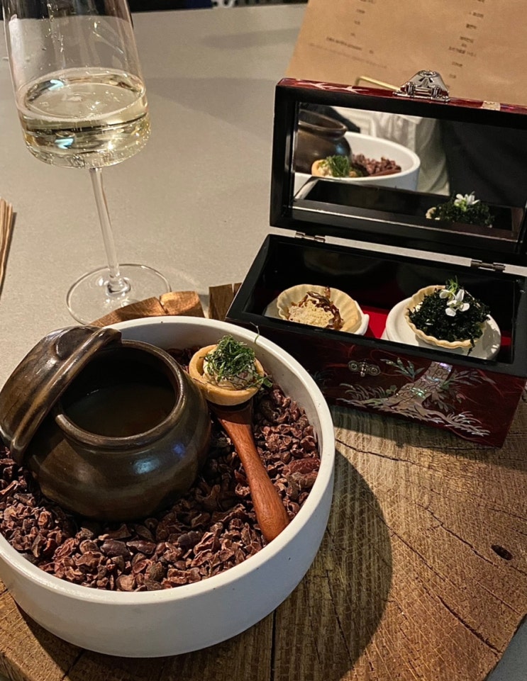 [파인다이닝 추천] 수묵당 // 눈과 입이 행복했던 첫 파인다이닝🍽💕 // 가격💸, 와인 콜키지 무료🍷, 예약 방법 : 네이버 블로그